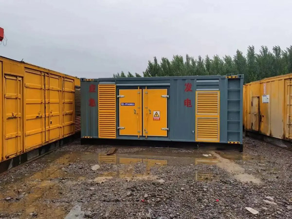 沅陵柴油发电机如何判断干式空气滤清器是否需要更换？