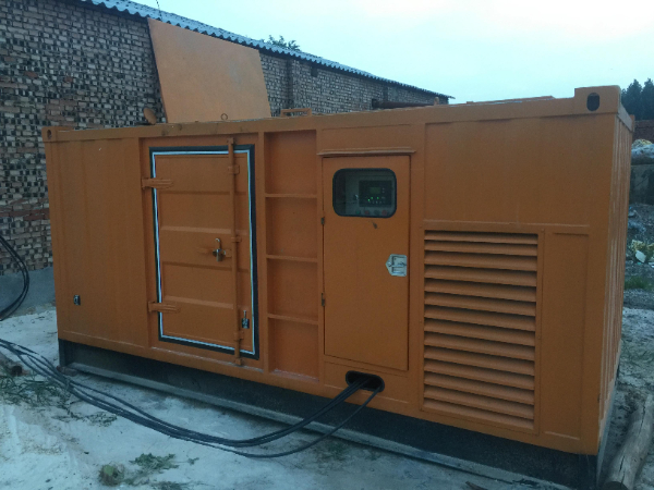 沅陵发电机组长期使用中，电缆线的敷设路径有哪些要求？